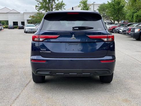 Used 2022 Mitsubishi Outlander SE AWD/4WD image 6