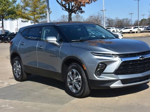 New 2026 Chevrolet Blazer LT w/ LPO, Floor Liner Package image 3