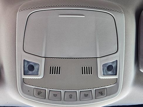 Used 2018 Ford Edge SEL w/ Equipment Group 201A image 31