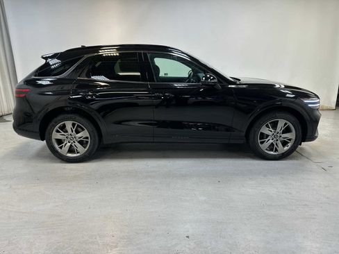 New 2025 Genesis GV70 3.5T Sport image 7