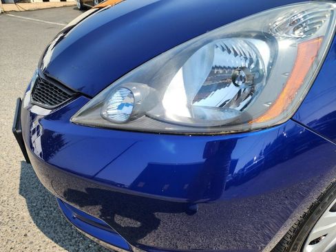 Used 2011 Honda Fit image 36