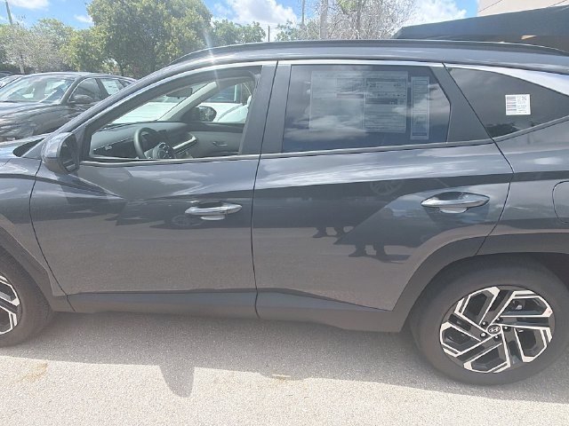 New 2026 Hyundai Tucson SEL Plus FWD image 8