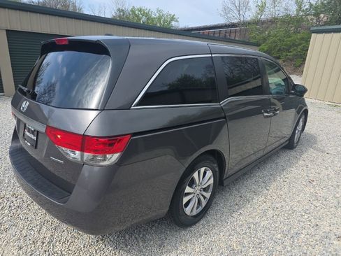 Used 2016 Honda Odyssey SE image 5