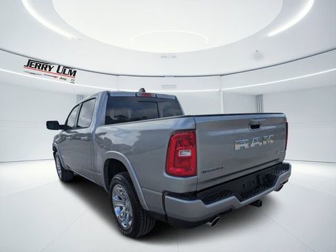 New 2026 RAM 1500 Big Horn AWD/4WD image 5