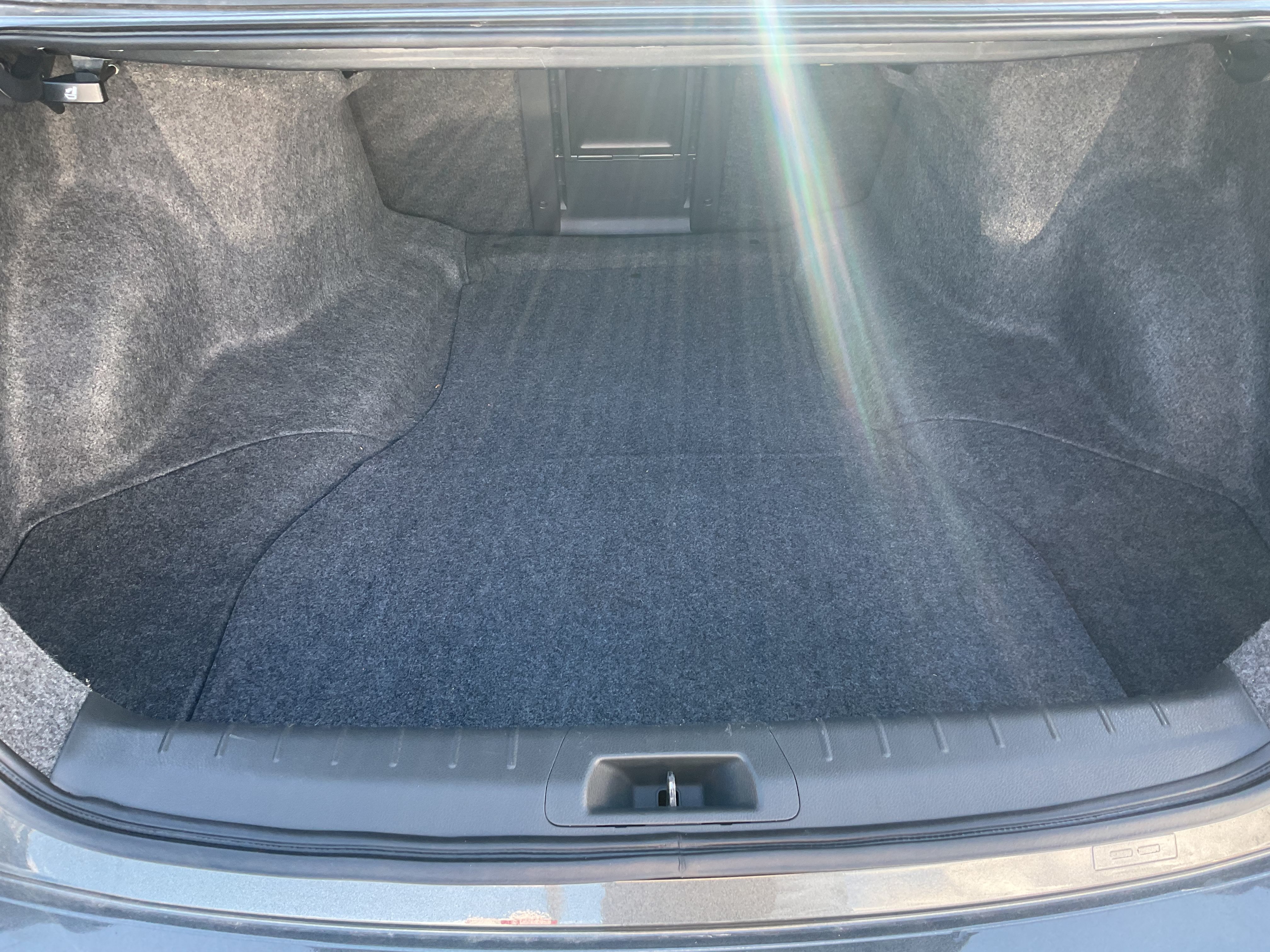 Used 2010 Honda Accord LX image 9