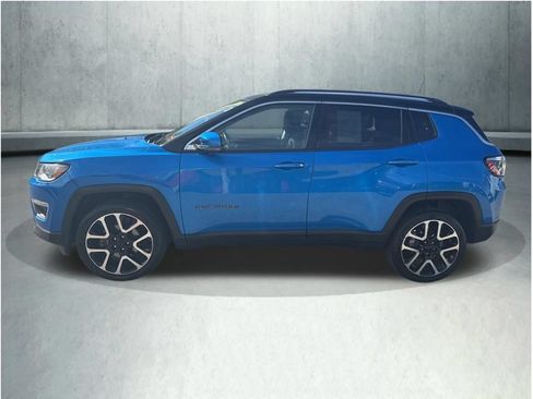 Used 2021 Jeep Compass Limited w/ Elite Exterior Group AWD/4WD image 2