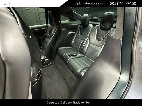 Used 2016 Tesla Model X Performance image 22