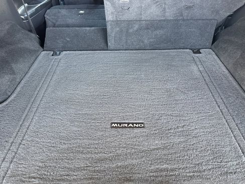 Used 2018 Nissan Murano SV image 19