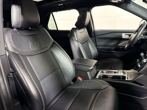 Used 2022 Ford Explorer ST w/ Equipment Group 401A image 10