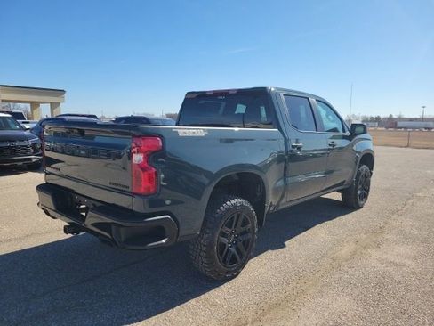 New 2026 Chevrolet Silverado 1500 Custom Trail Boss w/ Dark Appearance Package image 22