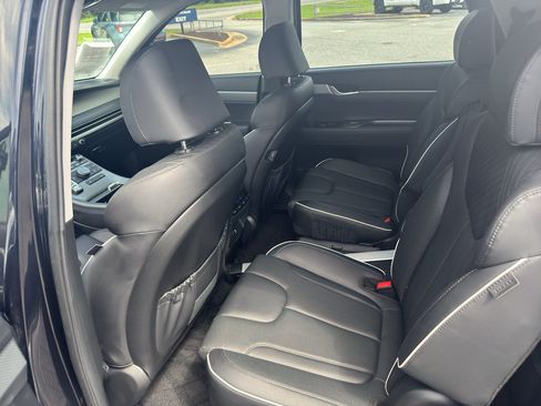 Used 2024 Hyundai Palisade SEL AWD/4WD image 13