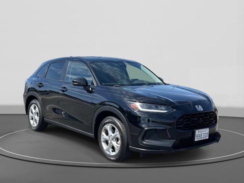 Used 2023 Honda HR-V LX image 1