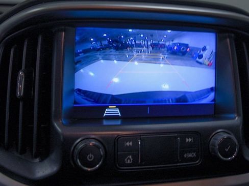 Used 2021 Chevrolet Colorado LT w/ Safety Package image 19