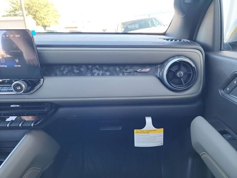 New 2026 Chevrolet Colorado ZR2 w/ Technology Package image 19