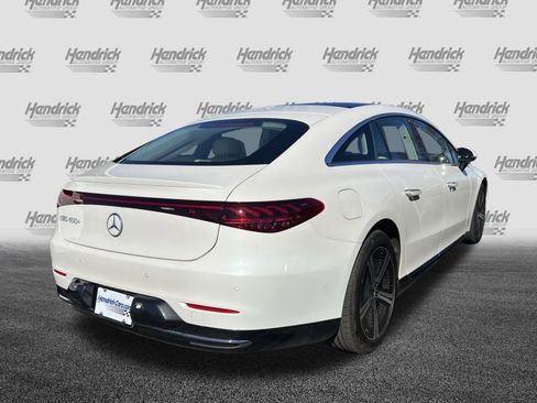 Used 2022 Mercedes-Benz EQS 450+ Sedan image 10
