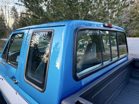 Used 1994 Ford F250 XLT image 71