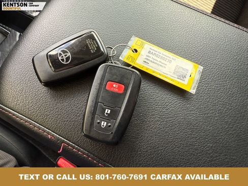 Used 2024 Toyota 4Runner TRD Off-Road AWD/4WD image 37