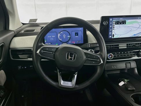 Used 2024 Honda Prologue EX image 18