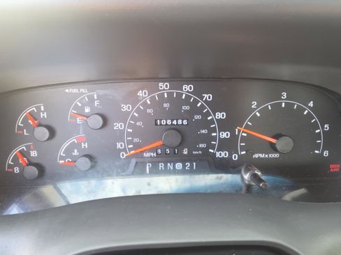 Used 2001 Ford F350 XL image 11