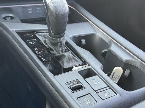 New 2026 Nissan Sentra SV w/ SV Convenience Package FWD image 10