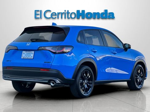 Certified 2026 Honda HR-V Sport image 3