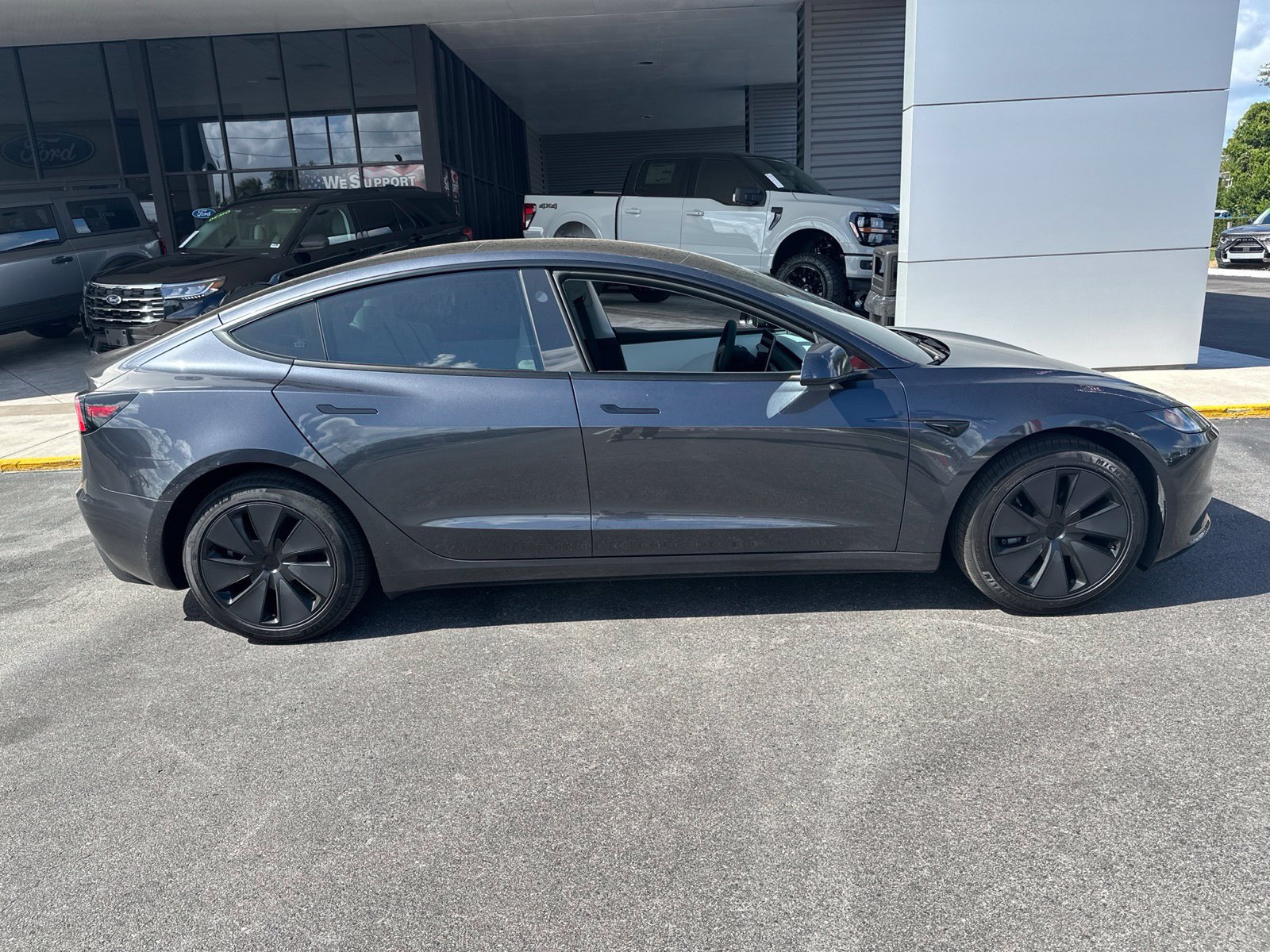 Used 2026 Tesla Model 3 RWD image 2