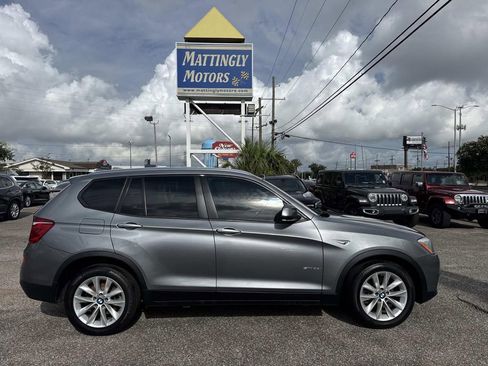 Used 2017 BMW X3 sDrive28i RWD image 10