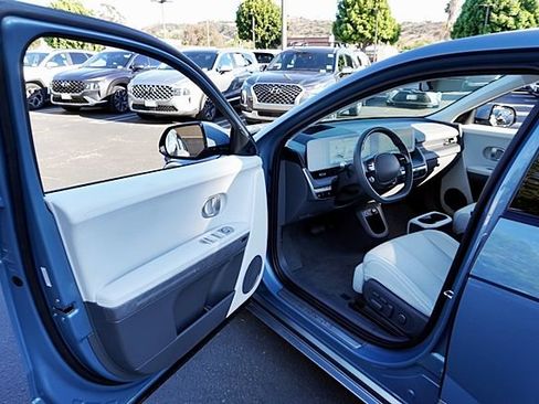 Certified 2024 Hyundai Ioniq 5 Limited RWD image 38