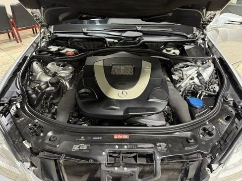 Used 2010 Mercedes-Benz S 550 4MATIC image 7