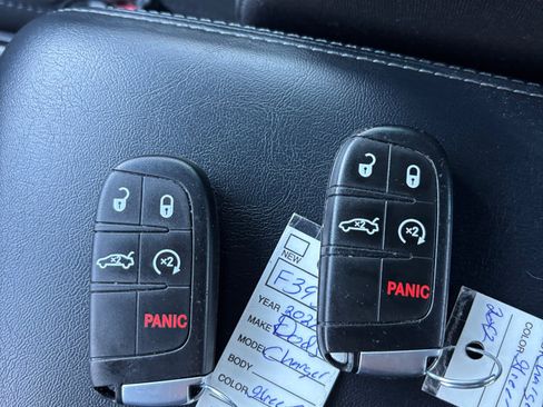 Used 2022 Dodge Charger SXT w/ Blacktop Package image 21