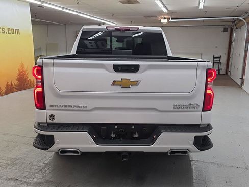 Used 2023 Chevrolet Silverado 1500 High Country w/ High Country Premium Package image 19