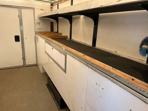 Used 2019 Ford E-350 and Econoline 350 Super Duty w/ Power Windows & Locks Group image 18