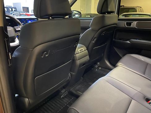 Used 2025 Hyundai Santa Fe XRT AWD/4WD image 29