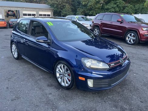 Used 2011 Volkswagen GTI 2-Door FWD image 7