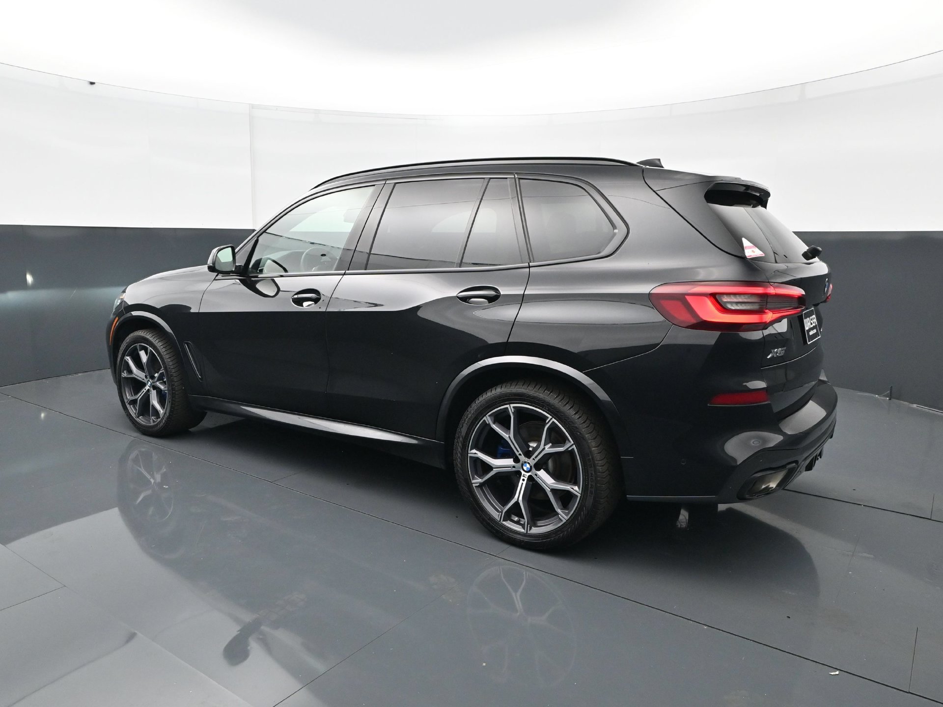 Used 2022 BMW X5 xDrive40i AWD/4WD image 4