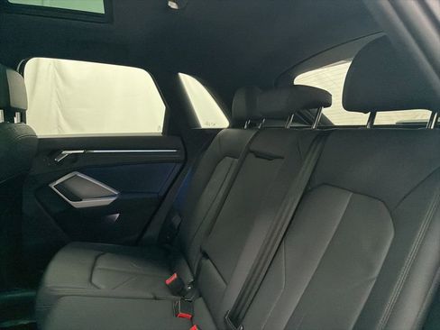 Used 2022 Audi Q3 2.0T Premium Plus image 19