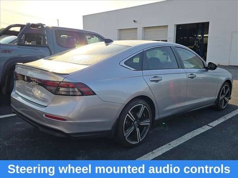 Used 2025 Honda Accord Sport image 4