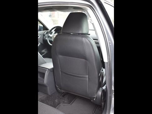 Used 2018 Volkswagen Passat 2.0T R-Line image 27