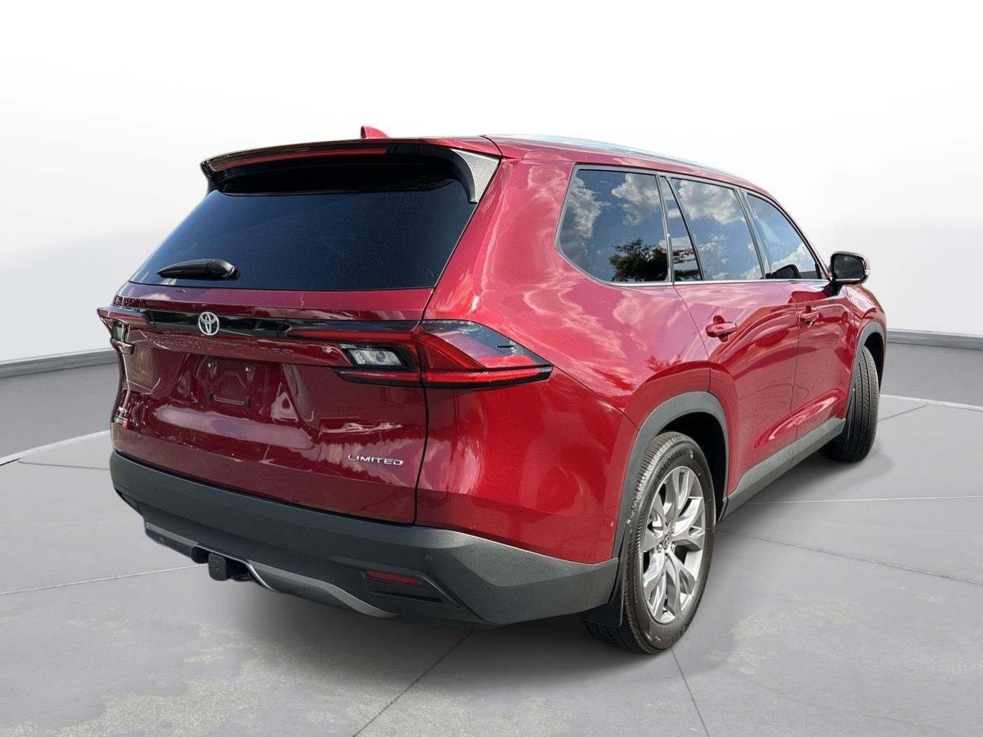Used 2025 Toyota Grand Highlander AWD image 7