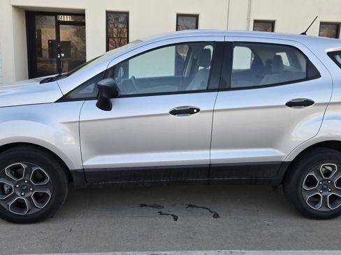 Used 2018 Ford EcoSport S image 4