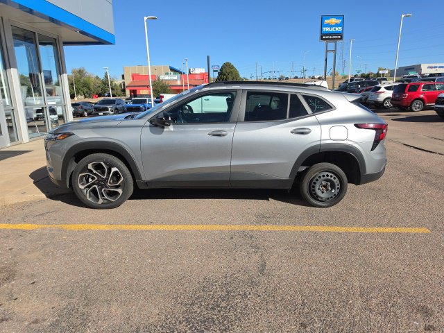 Used 2026 Chevrolet Trax RS w/ Driver Confidence Package FWD image 7
