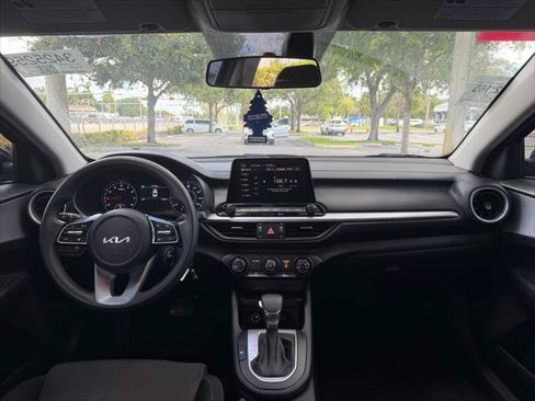 Used 2024 Kia Forte LXS FWD image 17