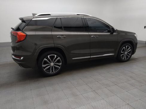Used 2019 GMC Terrain Denali w/ Advanced Safety Package image 10