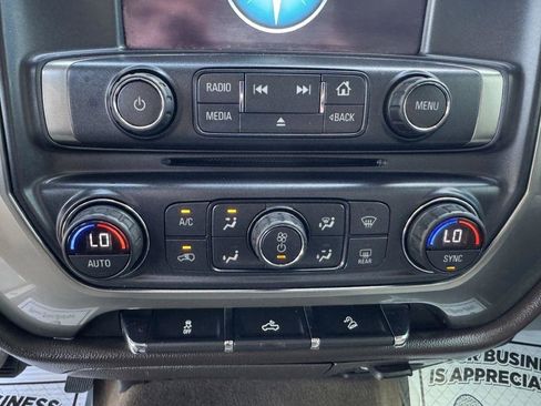 Used 2018 Chevrolet Silverado 1500 LT w/ Texas Edition AWD/4WD image 23