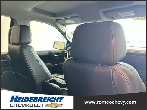 Used 2020 Chevrolet Silverado 1500 RST AWD/4WD image 33
