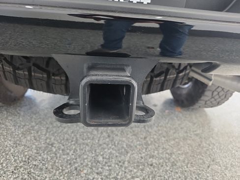 Used 2024 GMC Sierra 2500 AT4X image 20