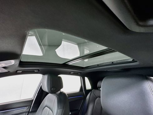 Used 2022 Audi Q3 2.0T Premium Plus image 6