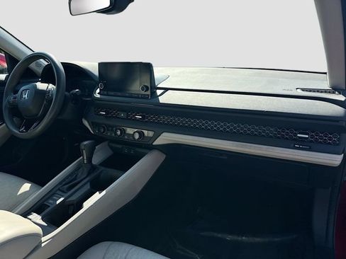 Certified 2023 Honda Accord EX image 32