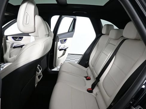 Certified 2026 Mercedes-Benz GLC 300 image 18