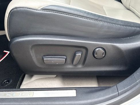 Used 2016 Lexus RX 350 AWD w/ Premium Package image 13